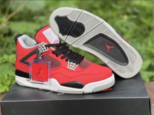 Air Jordan 4 Toro Bravo - AJH074