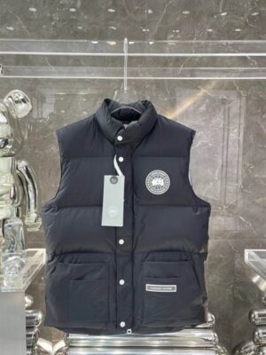 Canada Goose Vest - CG056