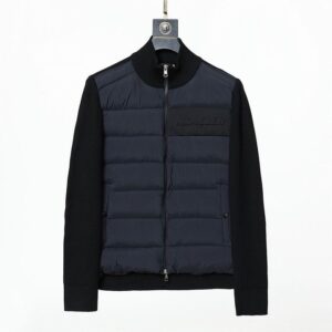 Moncler Coat - MC047