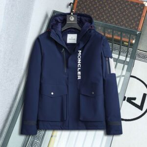 Moncler Coat - MC056