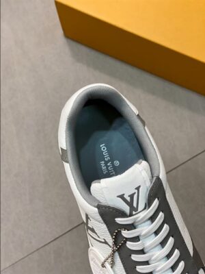 LOUIS VUITTON RIVOLI SNEAKER– LSVT247