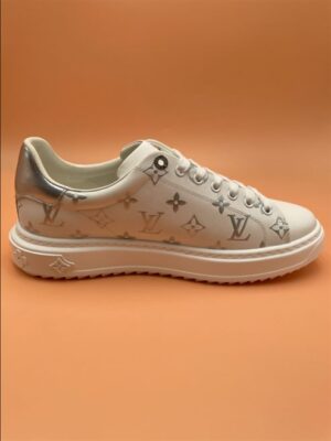 LOUIS VUITTON TIME OUT SNEAKER – LSVT270