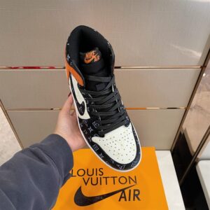 LOUIS VUITTON X NIKE TRAINER SNEAKER – LSVT253