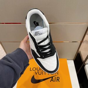 LOUIS VUITTON X NIKE TRAINER SNEAKER – LSVT258