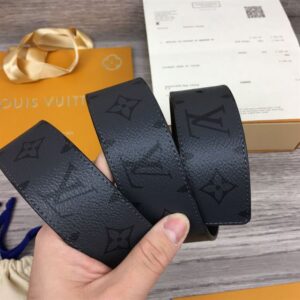 LOUIS VUITTON BELT - B034