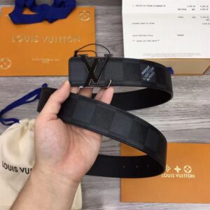 LOUIS VUITTON BELT - B039