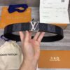 LOUIS VUITTON BELT - B040