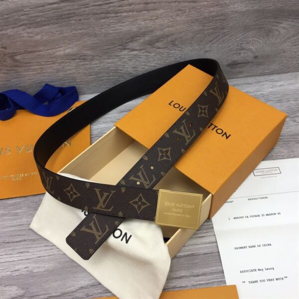 LOUIS VUITTON BELT - B058