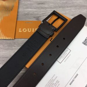 LOUIS VUITTON BELT - B069