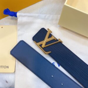 LOUIS VUITTON BELT - B073