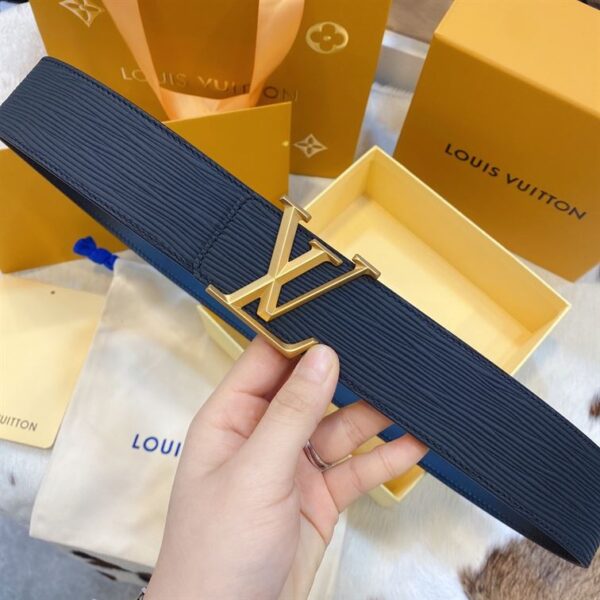 LOUIS VUITTON BELT - B073