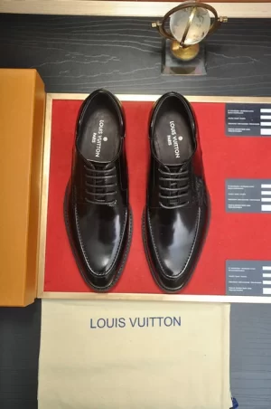 Louis Vuitton Lace-ups Shoes - LLV35