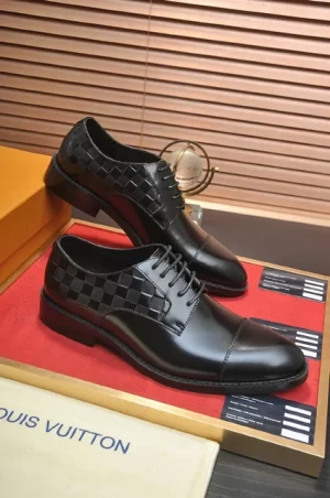 Louis Vuitton Lace-ups Shoes - LLV36