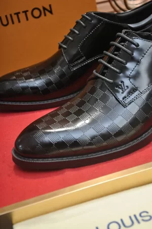 Louis Vuitton Lace-ups Shoes - LLV37