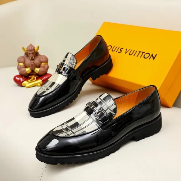 Louis Vuitton Loafers - LLV07