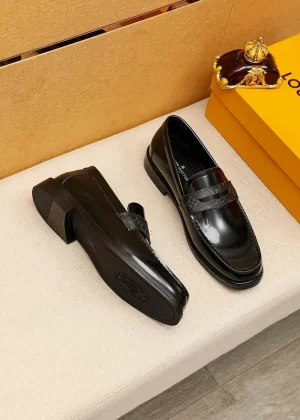 Louis Vuitton Loafers - LLV15