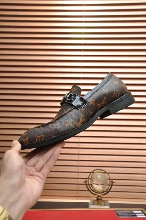 Louis Vuitton Loafers - LLV30