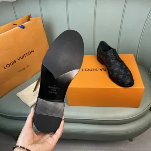 Louis Vuitton Loafers - LLV46