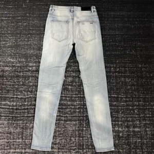 AMIRI JEANS - AJ017