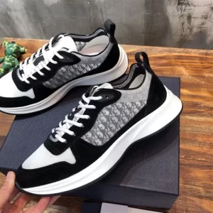 B25 RUNNER SNEAKER BLACK SUEDE WITH WHITE TECHNICAL MESH AND BLACK DIOR OBLIQUE CANVAS - CD124