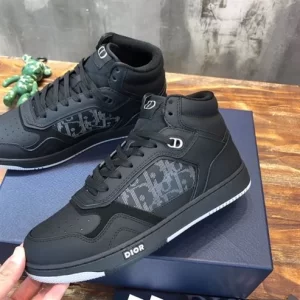 B27 HIGH-TOP SNEAKER BLACK DIOR OBLIQUE GALAXY LEATHER WITH SMOOTH CALFSKIN AND SUEDE - CD121