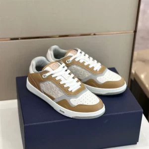 B27 LOW-TOP SNEAKER BEIGE AND CREAM SMOOTH CALFSKIN WITH CREAM DIOR OBLIQUE JACQUARD - CDO92