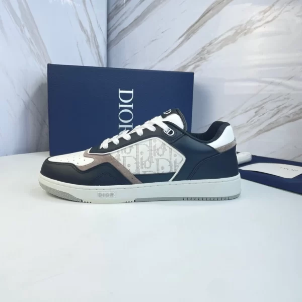 B27 LOW-TOP SNEAKER BLACK, WHITE AND BEIGE SMOOTH CALFSKIN WITH WHITE DIOR OBLIQUE GALAXY LEATHER - CDO97