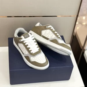 B27 LOW-TOP SNEAKER KHAKI AND CREAM SMOOTH CALFSKIN WITH CREAM DIOR OBLIQUE GALAXY LEATHER - CDO96