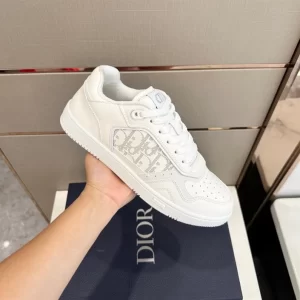 B27 LOW-TOP SNEAKER WHITE SMOOTH CALFSKIN AND DIOR OBLIQUE GALAXY LEATHER - CDO89