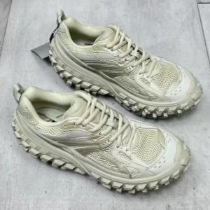 BALENCIAGA MEN'S BOUNCER SNEAKER IN BEIGE - BB150