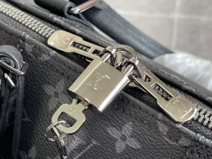 LOUIS VUITTON KEEPALL 50 BANDOULIÈRE TAIGARAMA - WLM538