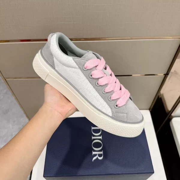 B33 SNEAKER DIOR OBLIQUE JACQUARD AND SUEDE - CD153