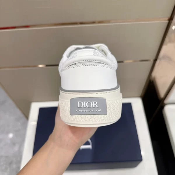 B33 SNEAKER SMOOTH CALFSKIN AND DIOR OBLIQUE JACQUARD - CD157