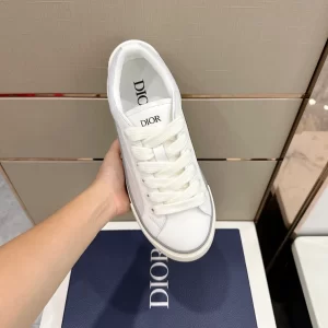 B33 SNEAKER SMOOTH CALFSKIN AND DIOR OBLIQUE JACQUARD - CD157