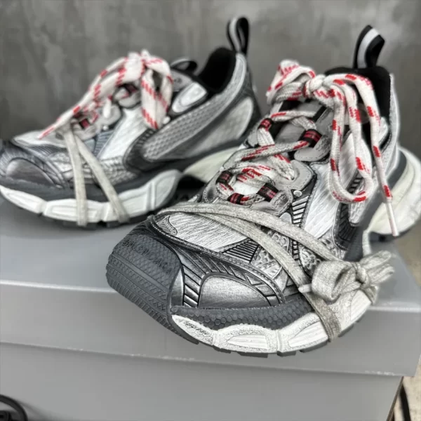 BALENCIAGA 3XL SNEAKER - BB161