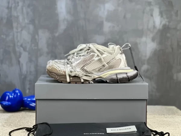 BALENCIAGA 3XL SNEAKER - BB164