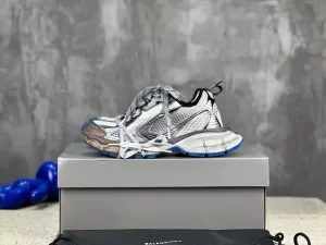 BALENCIAGA MEN'S 3XL SNEAKER - BB160