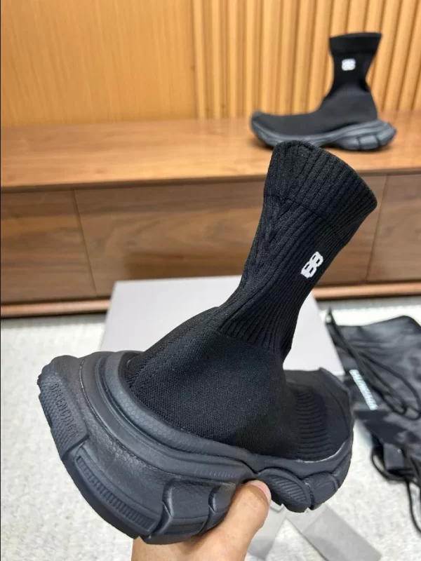 BALENCIAGA SPEED 3.0 SNEAKERS IN BLACK - BB169