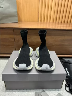 BALENCIAGA SPEED 3.0 SNEAKERS IN BLACK - BB166