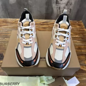 BURBERRY LEATHER AND SUEDE SNEAKERS - BBR130