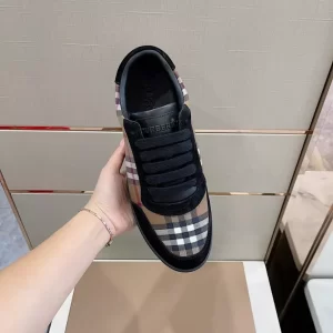 BURBERRY VINTAGE CHECK COTTON AND SUEDE SNEAKERS - BBR119