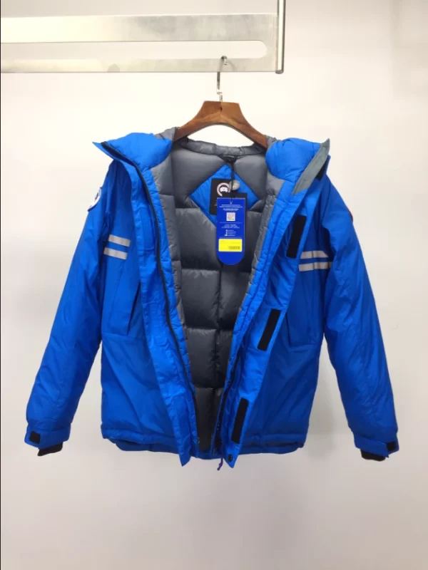 Canada Goose Coats - CG077