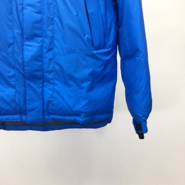 Canada Goose Coats - CG077