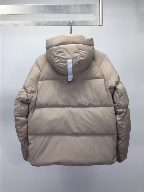 Canada Goose Coats - CG074