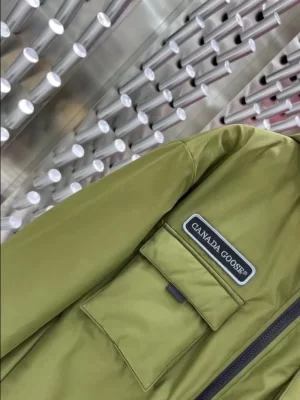 Canada Goose Jackets - CG062