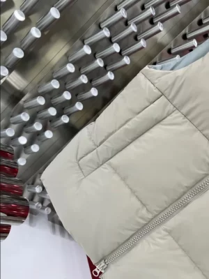 Canada Goose Vest - CG095