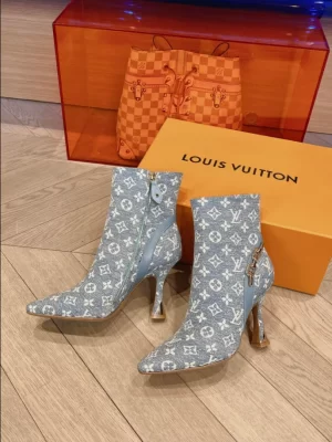 LOUIS VUITTON BOOT - WLS010