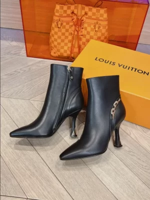 LOUIS VUITTON BOOT - WLS012