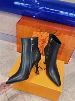 LOUIS VUITTON BOOT - WLS012