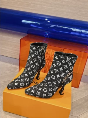 LOUIS VUITTON BOOT - WLS013